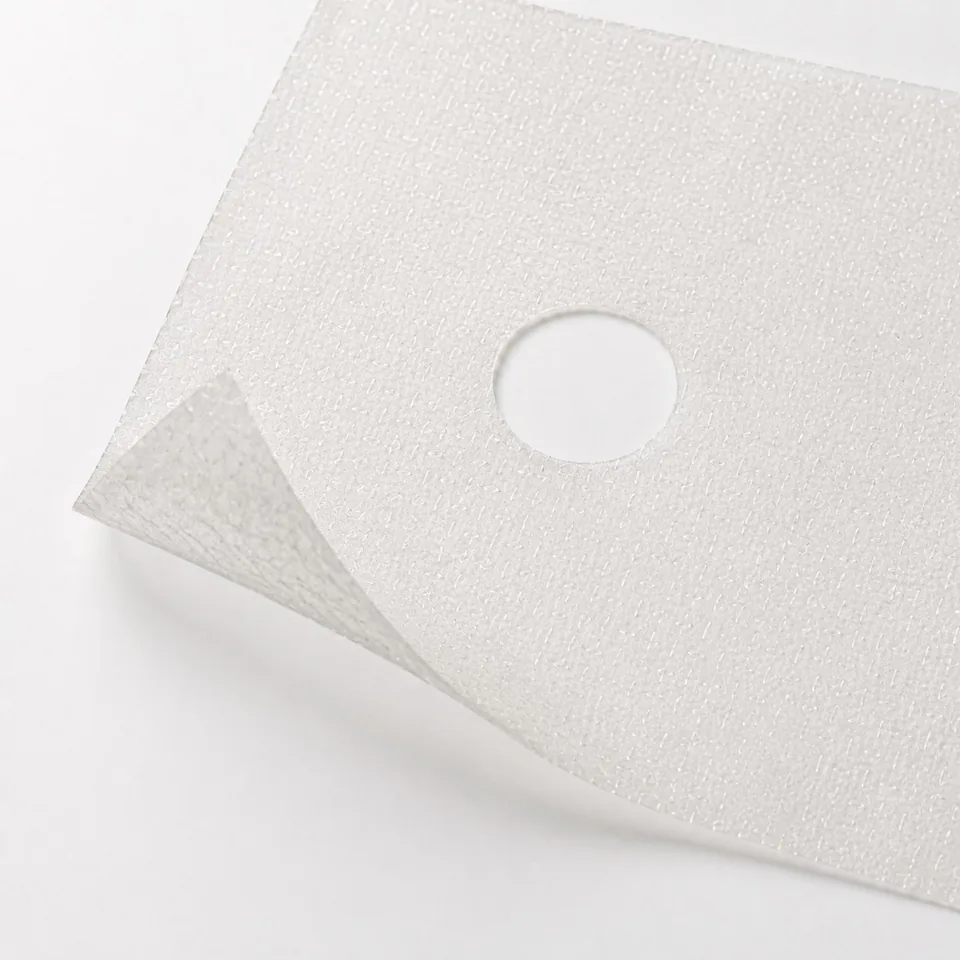 Close-up of EvoPatch 6 by 6 end-to-end graft center opening